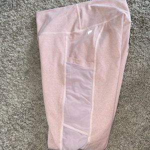 Fabletics 7/8 leggings with pocket
